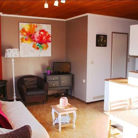 Chalet Des Coucous Villa Waulsort Bagian luar foto